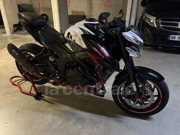 SUZUKI GSR 750