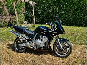 YAMAHA YZF R1 1000
