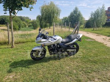 KAWASAKI ZR-7 750 S