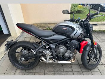 TRIUMPH TRIDENT 660