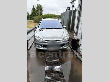 PEUGEOT 