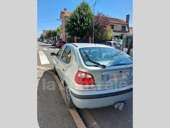 RENAULT 