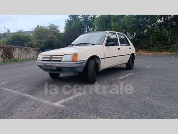 PEUGEOT 