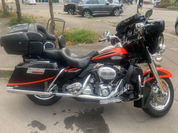 HARLEY DAVIDSON SCREAMIN EAGLE ELECTRA GLIDE 1800