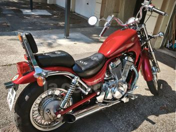 SUZUKI VS INTRUDER 750