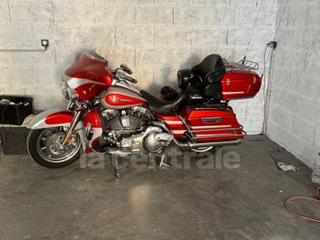 HARLEY DAVIDSON SCREAMIN EAGLE ELECTRA GLIDE 1800 CVO