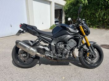 YAMAHA FZ8 800