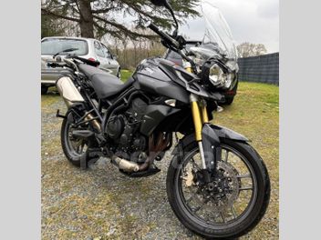 TRIUMPH TIGER 800