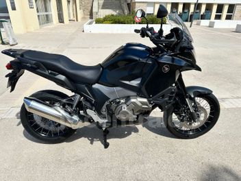 HONDA VFR 1200 F DCT