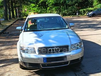 AUDI A4 (2E GENERATION) II 1.6 PACK