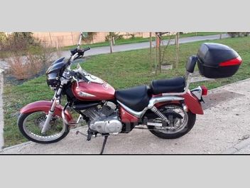 SUZUKI VL INTRUDER 125