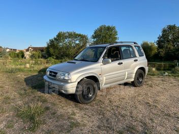 SUZUKI 