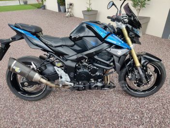 SUZUKI GSR 750 ABS L1