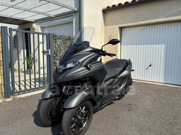 YAMAHA TRICITY 300