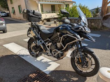 TRIUMPH TROPHY 1200 SE