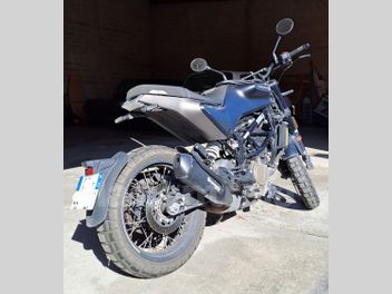 HUSQVARNA SVARTPILEN 125