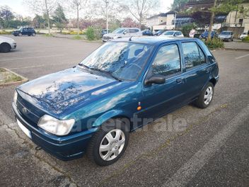 FORD FIESTA 2 II 1.3 I GHIA NEWPORT 5P