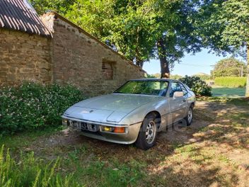 PORSCHE 