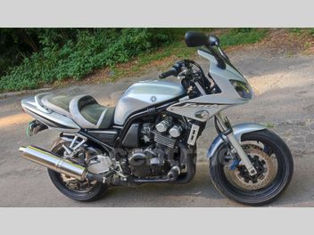 YAMAHA FZ 6 FAZER S