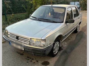 PEUGEOT 
