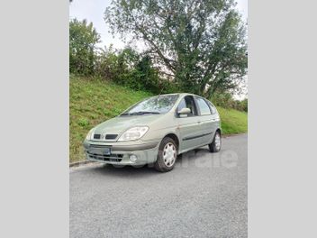 RENAULT 