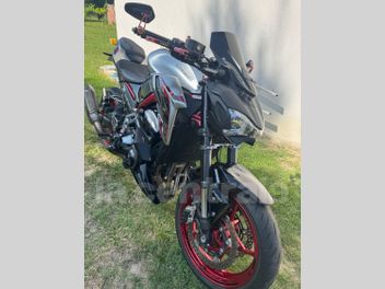 KAWASAKI VN 900 CUSTOM