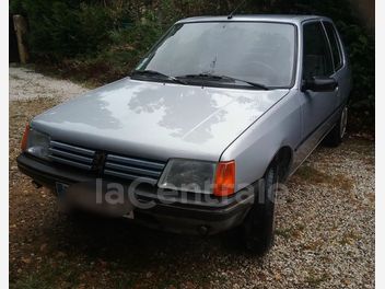 PEUGEOT 