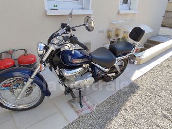 SUZUKI VL INTRUDER 125