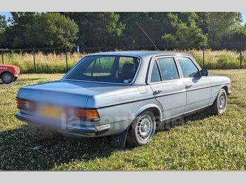 MERCEDES 200 E