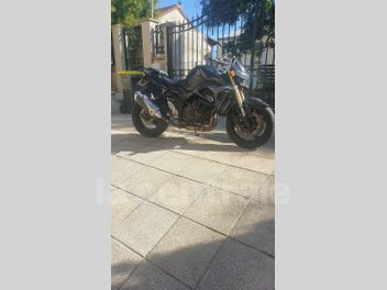 SUZUKI GSR 750