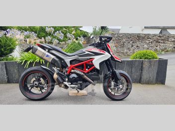 DUCATI HYPERMOTARD 821