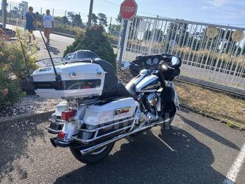 HARLEY DAVIDSON EL GLIDE STANDART 1584 NOIR