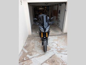 YAMAHA TRACER 900