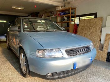 AUDI 