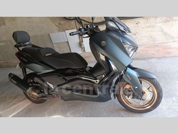 YAMAHA X-MAX 125
