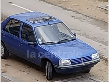 PEUGEOT 