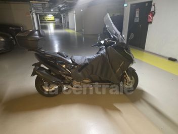 KYMCO AK 550