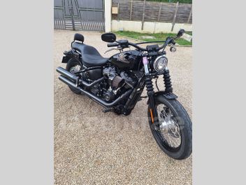 HARLEY DAVIDSON SOFTAIL STREET BOB 1745
