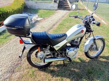 YAMAHA SR 125