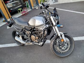VOGE 300 AC 300