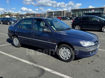 PEUGEOT 
