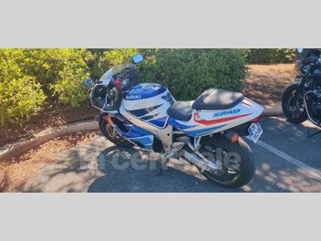 SUZUKI GSX-F 750