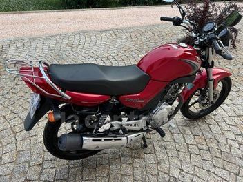 YAMAHA YBR 125