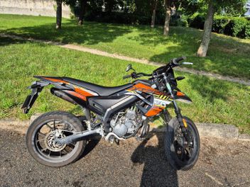 DERBI SENDA 50 SM X TREM