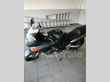 SUZUKI GSX-F 750