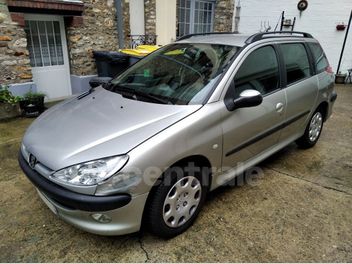 PEUGEOT 
