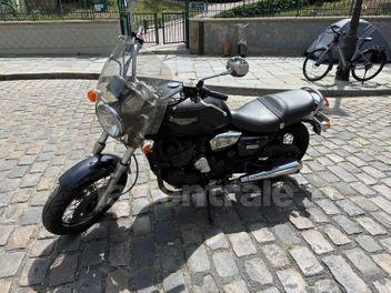 TRIUMPH LEGEND TT 900