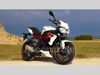 TRIUMPH STREET TRIPLE 675 R ABS