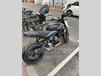 TRIUMPH STREET TRIPLE 660 TRIDENT