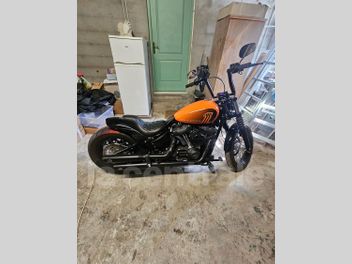HARLEY DAVIDSON SOFTAIL STREET BOB 1868 ABS